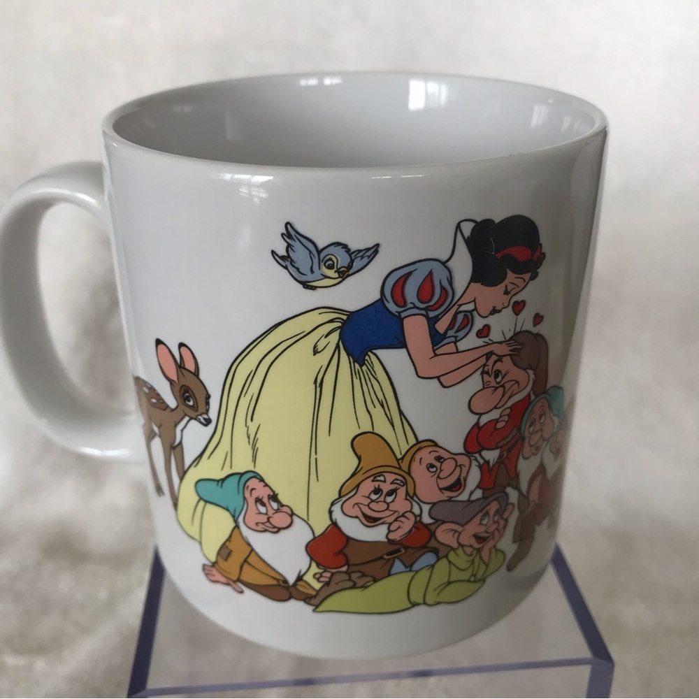 Vintage Walt Disney Snow White Kiss Seven Dwarfs Coffee Mug Applause Cup 10 oz